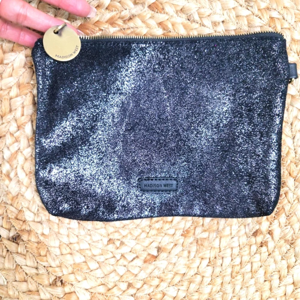 MADISON WEST VEGAN LEATHER METALLIC WRISTLET - Picture 2 of 11